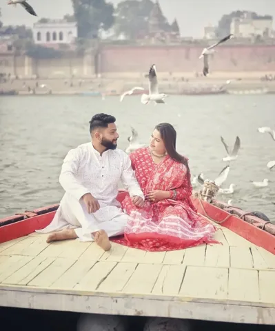 Love, in the light of Banaras